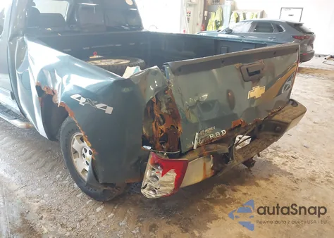 2010 Chevrolet Silverado 1500 Lt из США, поврежденный, VIN 1GCYKSE28AZ105420